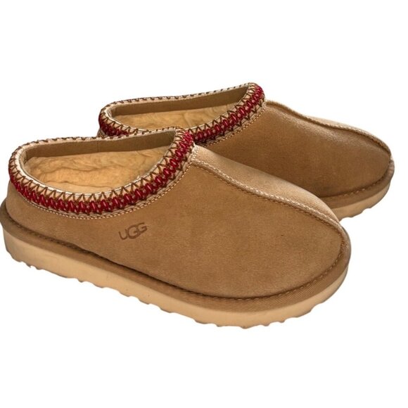 UGG Tasman II Slip-Ons Sand / Dark Cherry Sheepskin Clogs Size 6 Beige Suede - Picture 1 of 8